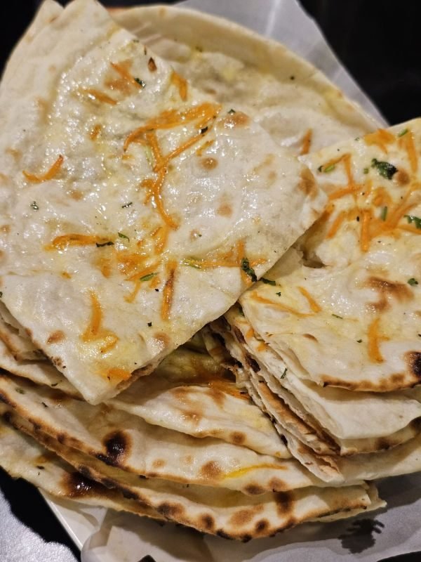 Frozen Garlic Naan Frozen Garlic Naan